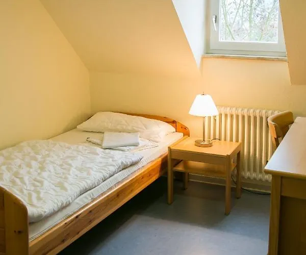Jugendhaus St. Kilian מילטנברג