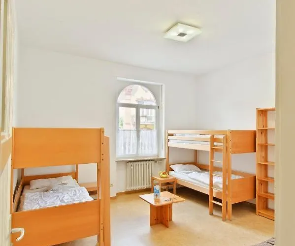 אכסניה Jugendhaus St. Kilian *