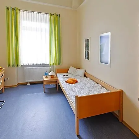 Jugendhaus St. Kilian Hostel *